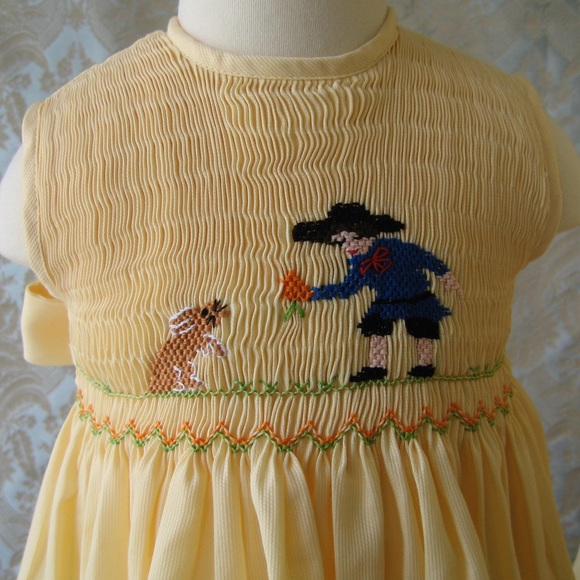 Easter Bunny Smocked Dress 100% Cotton New Spring - Picture 3 of 7